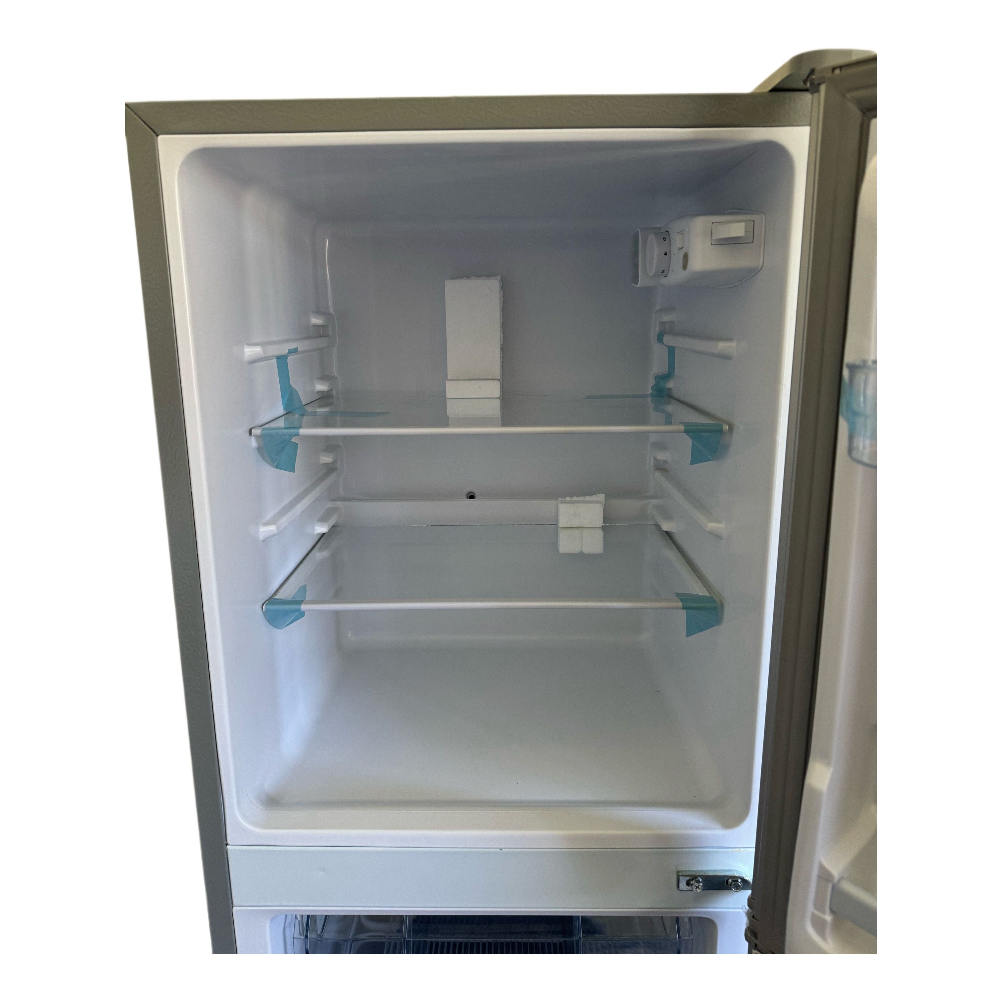 CoolJ BCD 180L 12V Solar Power Fridge INSIDE VIEW