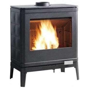 Invicta® Kiara Wood Stove 2022 Model FRONT VIEW