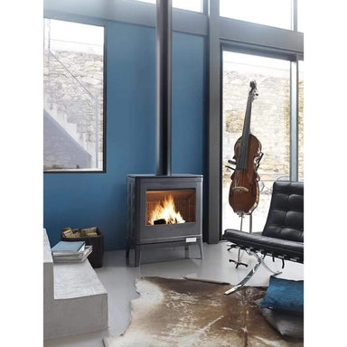 Invicta® Kiara Wood Stove 2022 Model sample photo