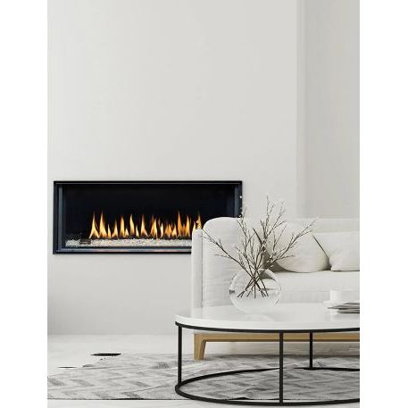 Montigo Distinction D6315 Single Sided Modern Gas Fireplace SAMPLE PHOTO